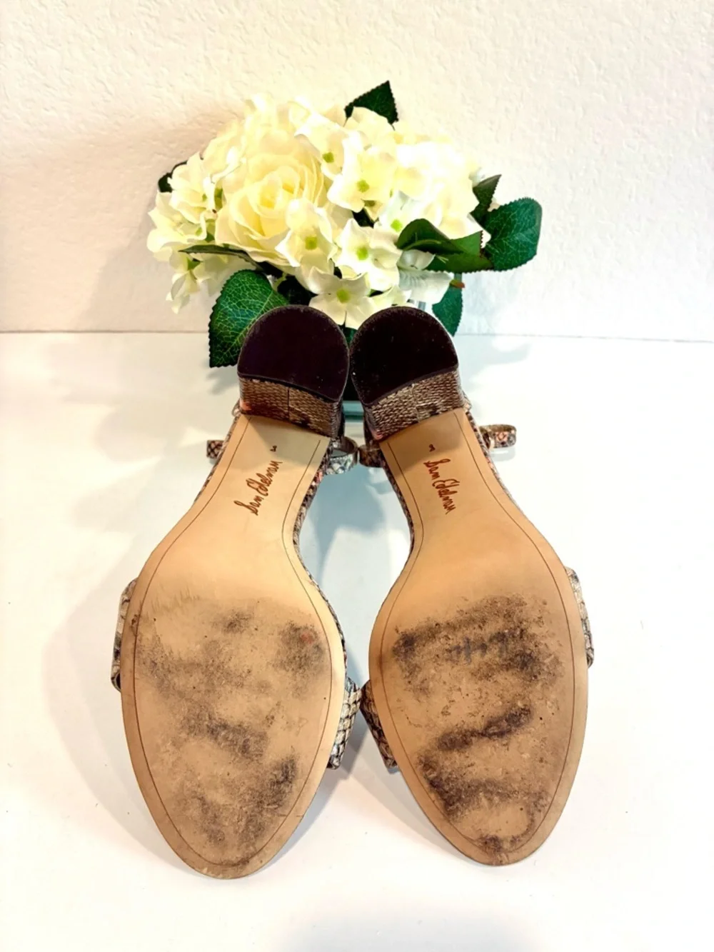 Preowned Sam Edelman Yaro leather heels size 8